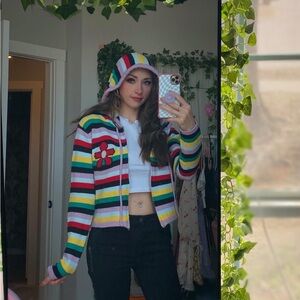 Cute flower zip up hoodie!